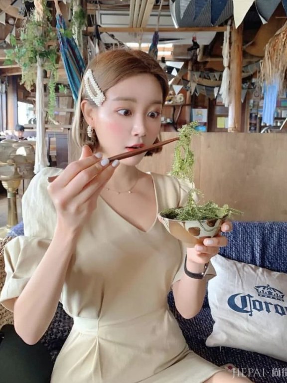 最近发现，茶系少女火了