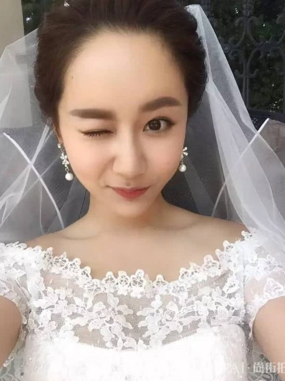 90后小花婚纱照多惊艳?杨紫青涩懵懂,记得武林外传莫小贝吗?