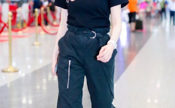 象征青春活力的帆布鞋欧阳娜娜超喜欢,让你变可爱小仙女