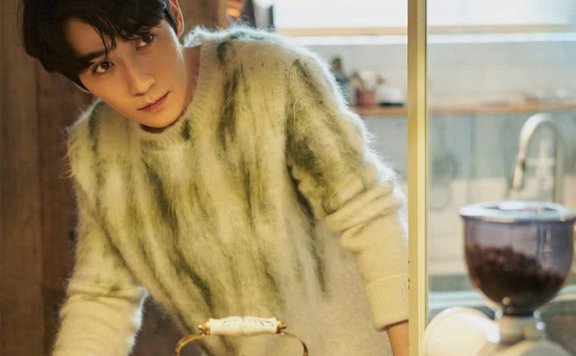 朱一龙成为《DRIFT》杂志全球首位男星封面,儒雅的咖啡绅士