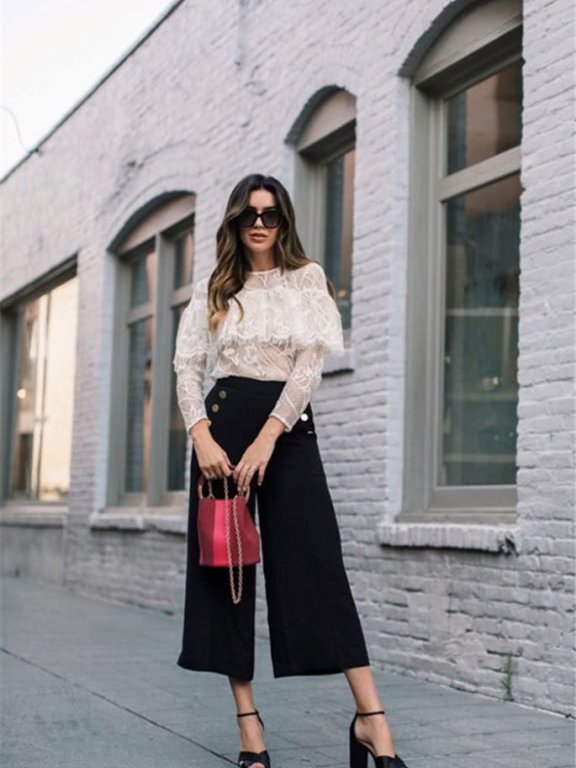 显瘦小黑裤挑战时尚圈人气王之位，这几套搭配你喜欢吗？