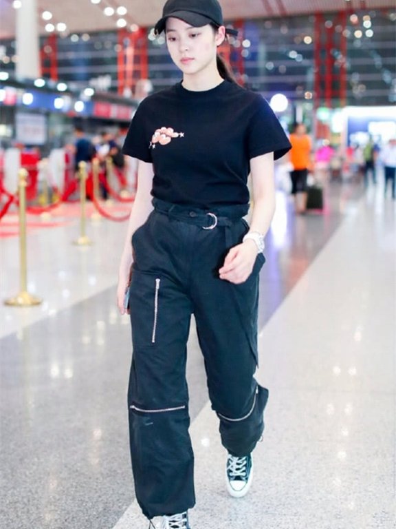 象征青春活力的帆布鞋欧阳娜娜超喜欢,让你变可爱小仙女