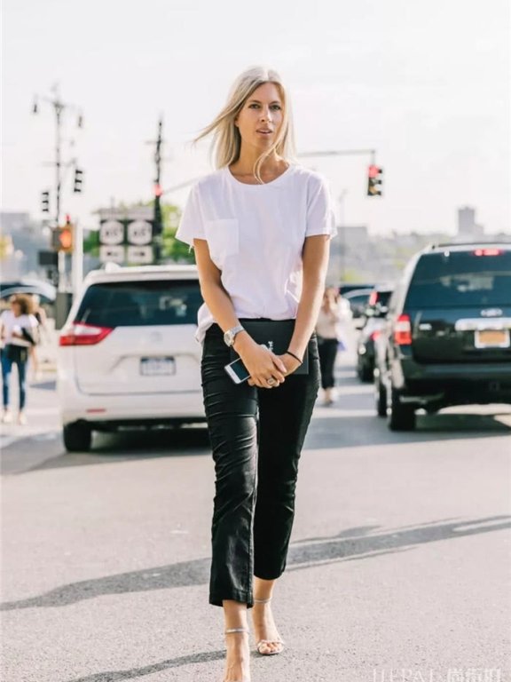 夏天穿更时髦好穿的锥形裤，轻松修饰你的腿型