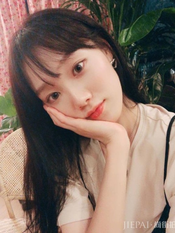 这几款夏日刘海清爽又少女,随便弄弄就能出门了!