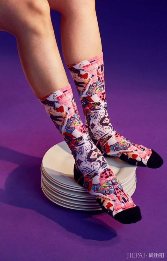 来自时装的高级印花!LIFEBEAT x SABRINA HSIEH 潮袜!