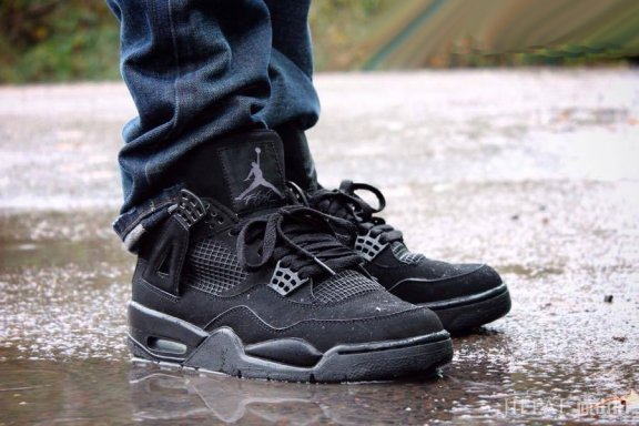 迟来的30周年大戏!Air Jordan 4 “Black Cat”回归在即!