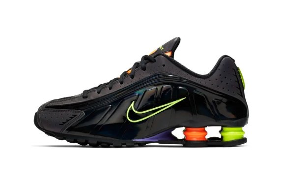 内马尔、CDG亲自带货!NIKE Shox R4今年能成功爆火吗?