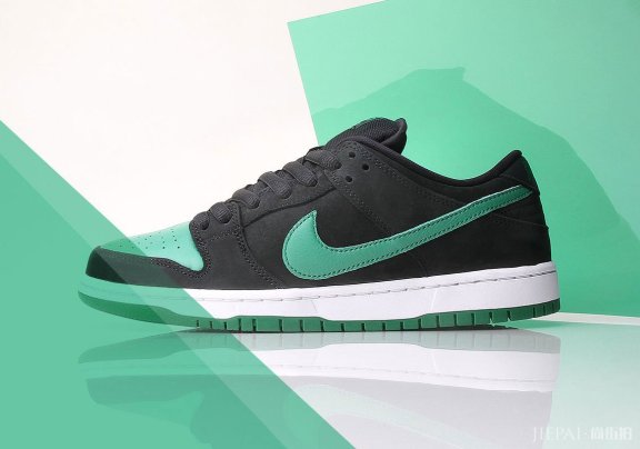 “J-Pack”Dunk Low重回!黑绿配色再现Nike SB经典!