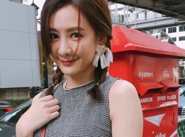 夏天不想剪短发？长发女生只要掌握这两个发型，降温时尚又吸睛