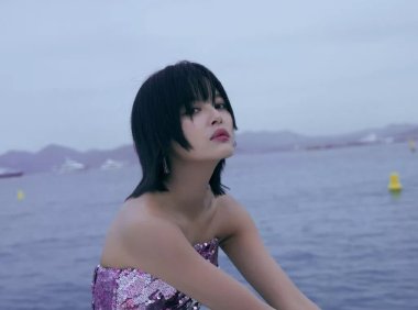 辛芷蕾宋茜超A御姐妆容好抢镜!赶紧来试一试