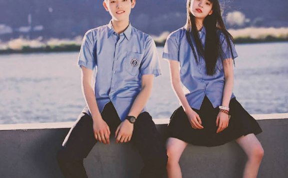 欧阳娜娜搭档陈飞宇拍写真,青春又养眼