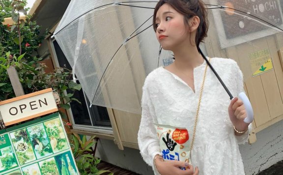 小白裙夏天穿着太好看,欧阳娜娜baby气质惊艳,张子萱林允儿太甜美