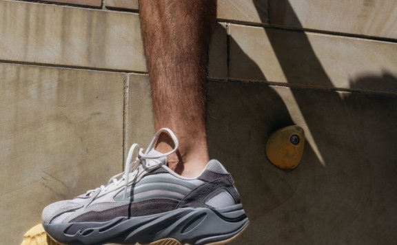 7分钟就售罄!这次的YEEZY BOOST 700要变成史上最强?