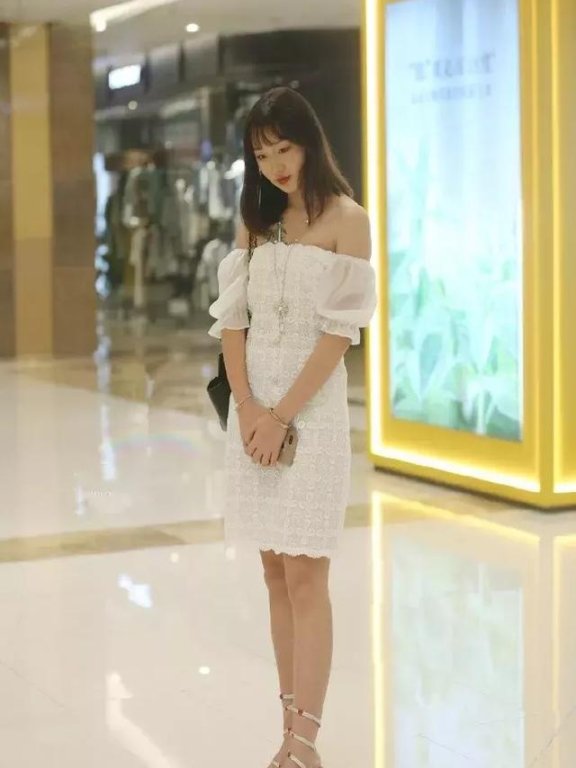 国内街拍，教你用一双高跟鞋做一个气质女人