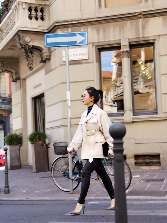 熊乃瑾米兰街拍写真 时尚LOOK满分韵味十足