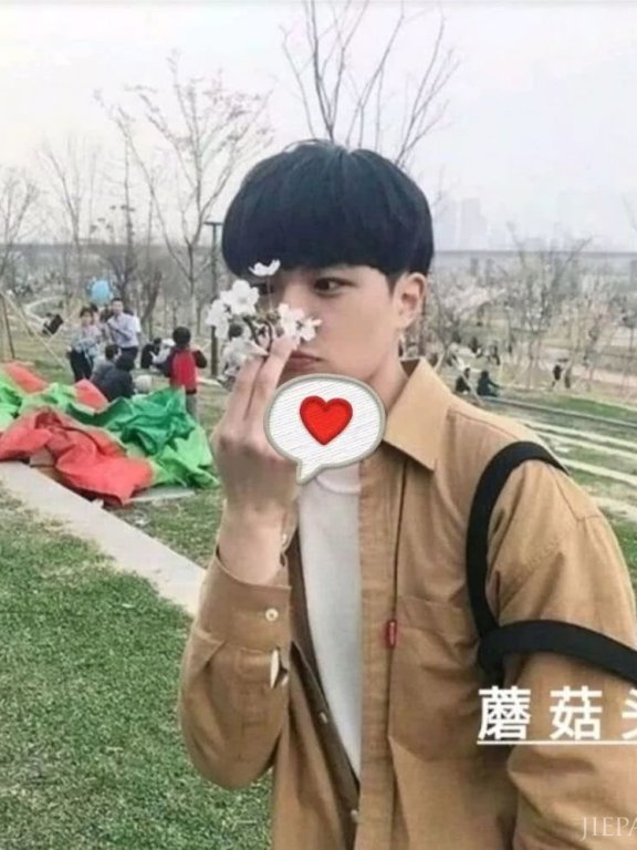 2019留这几款男生发型,你想不帅都很难