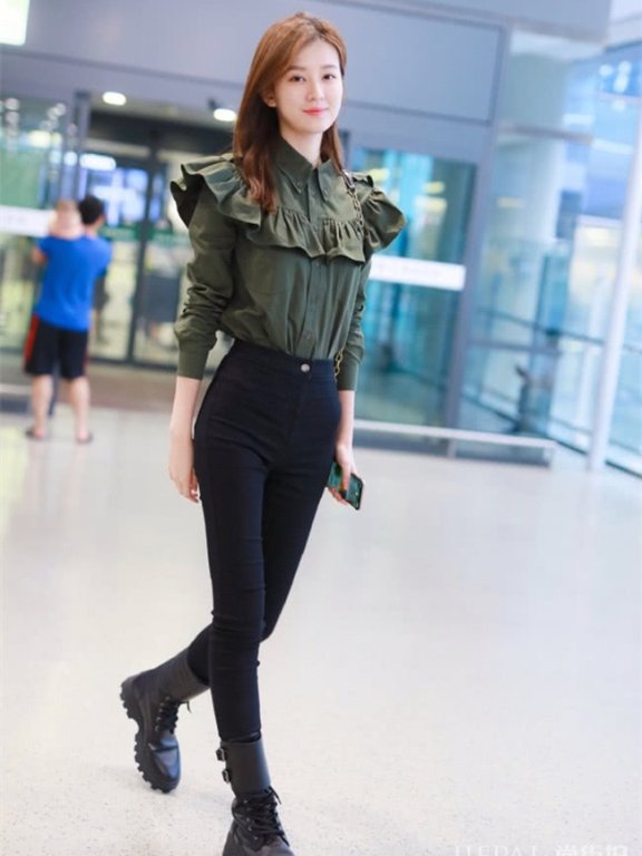 夏季显瘦单品非小黑裤莫属！乔欣杨幂来教你搭