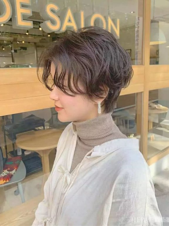 26款短发纹理烫发型图片,准备烫发的女生参考下