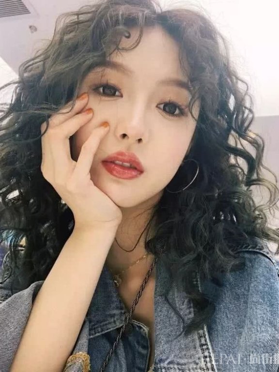 为啥有人烫发洋气,有人土气?这几个自带“土俗”气质,有你的吗