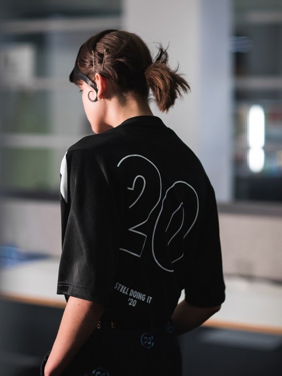 来自高端时尚的深度思维!Martine Rose 2020春夏大秀现场直击!