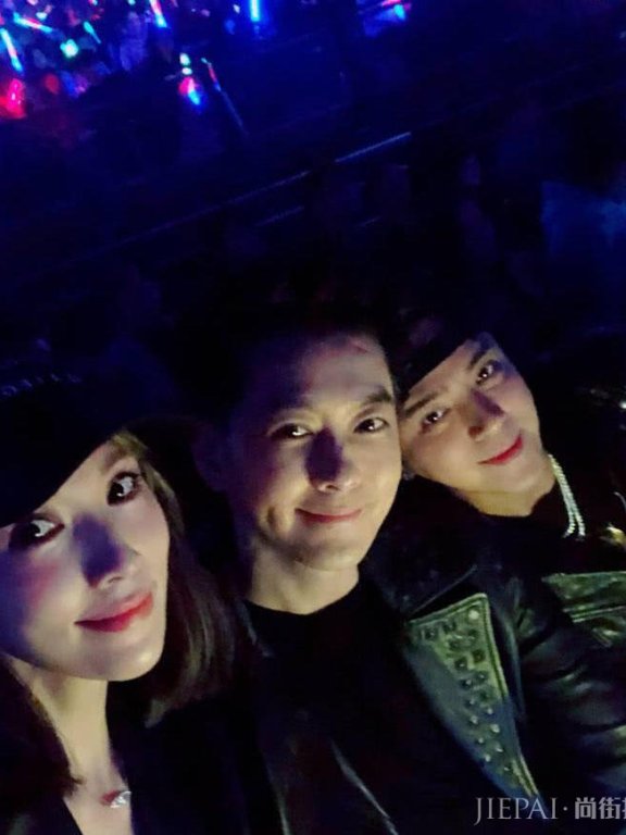 陈若仪晒大长腿!看了她的衣服,就知道林志颖娶她的原因了