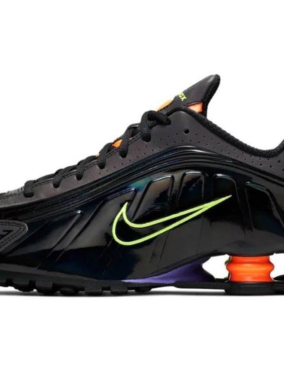 内马尔、CDG亲自带货!NIKE Shox R4今年能成功爆火吗?