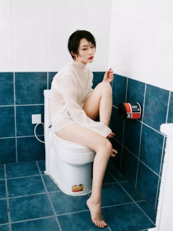 扎不起来的短发怎么办？这样弄让你美得不像话