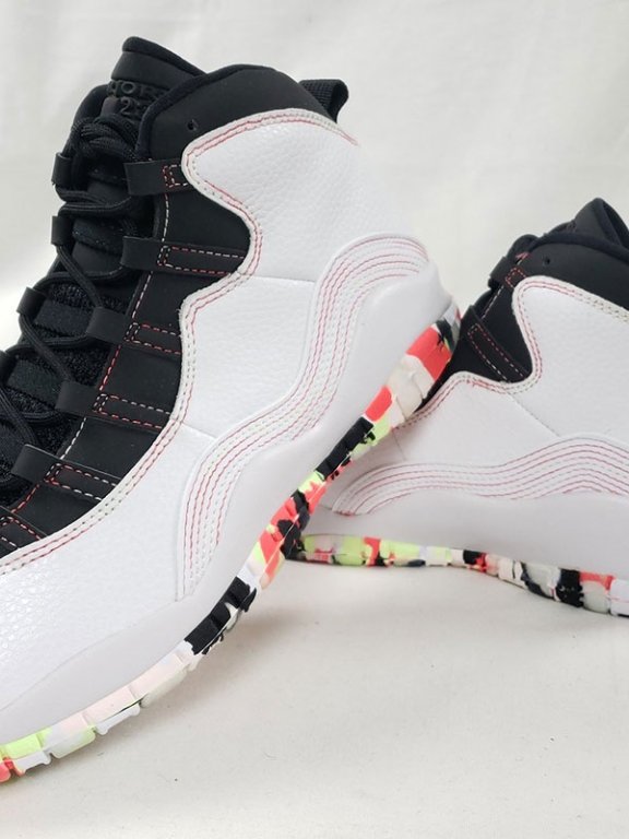今年第一双Air Jordan 10确定为童鞋!这样的配色你觉得遗憾吗?