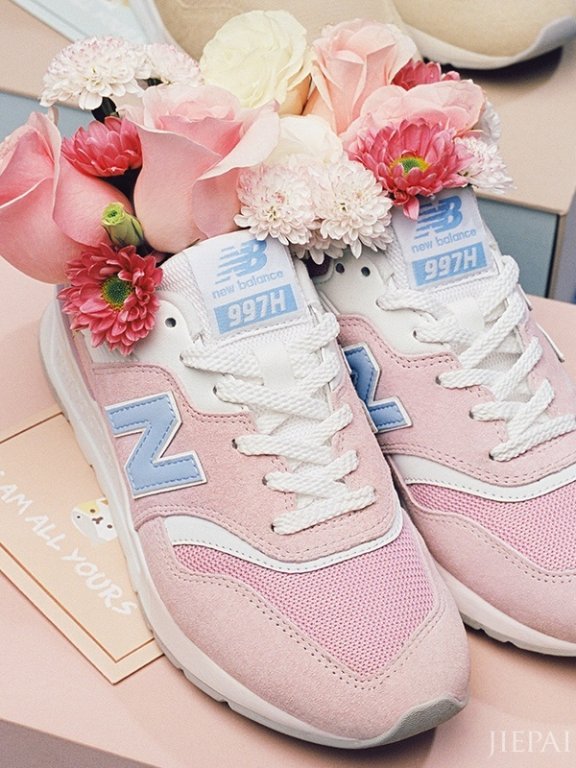 “一步步”见证小清新爱情?New Balance 997H 情人节系列