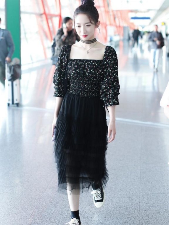 刚看完泫雅风,又爱上孟美岐法式少女感,这样的日常搭配简直太惊艳