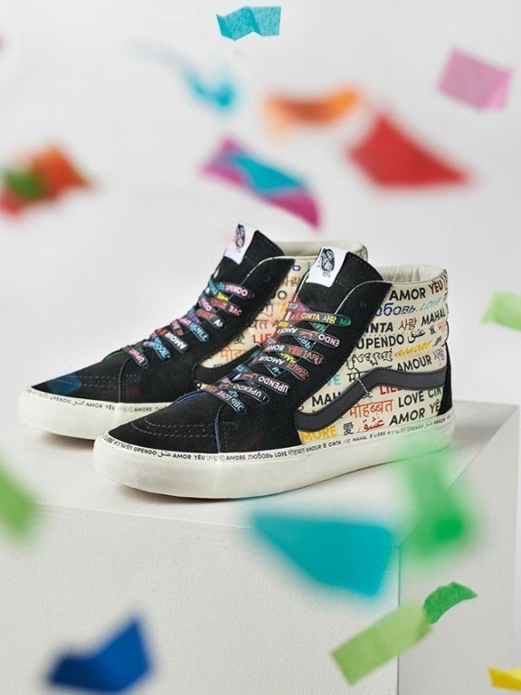 骄傲月Vault by Vans强势加入,这款Sk8-Hi太帅!