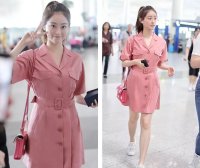 蛋糕裙果然还是小白鞋搭配更好看,这样穿引爆回头率