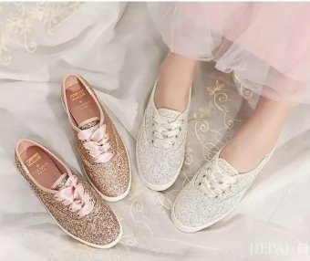 夏天裙子搭配小白鞋,就是比别人好看