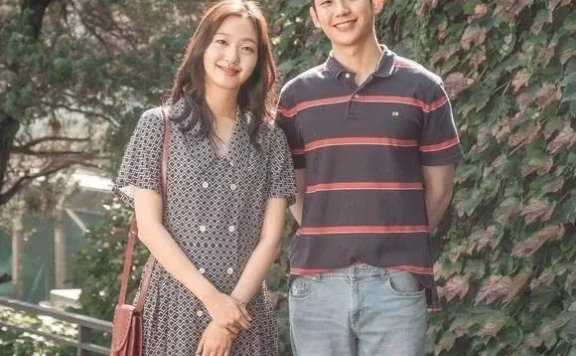 跟着明星学搭配,金高银高级脸搭配闲适风,带你穿出不一样的夏天