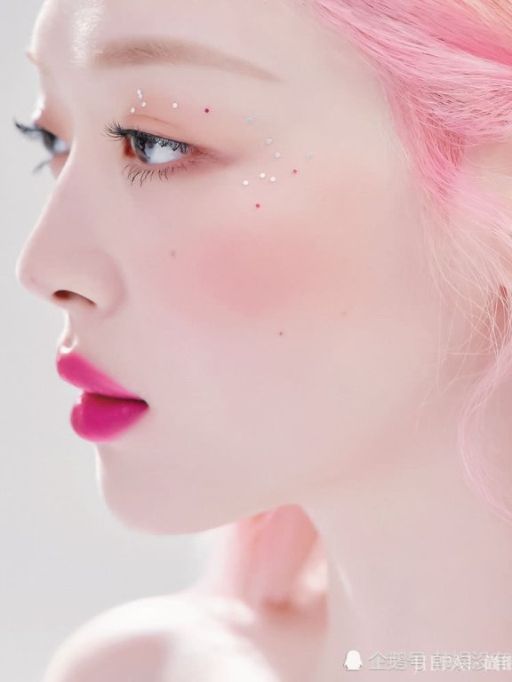 令女生心动的女人?崔雪莉“蜜桃画报”成为话题