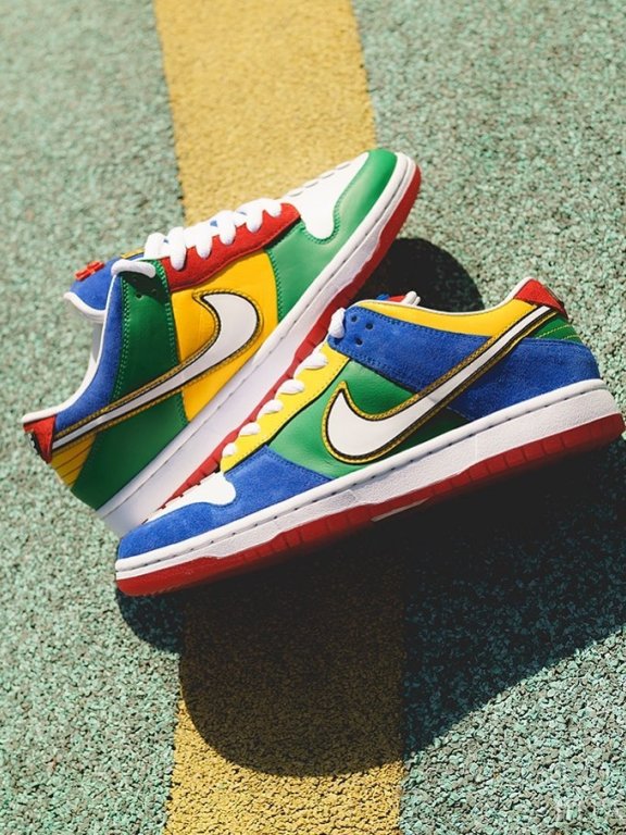 乐高 x NIKE Dunk SB Low,这谁顶得住啊!