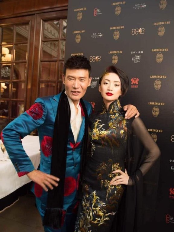 祁同伟小12岁老婆明媚娇俏,穿上旗袍优雅又大气