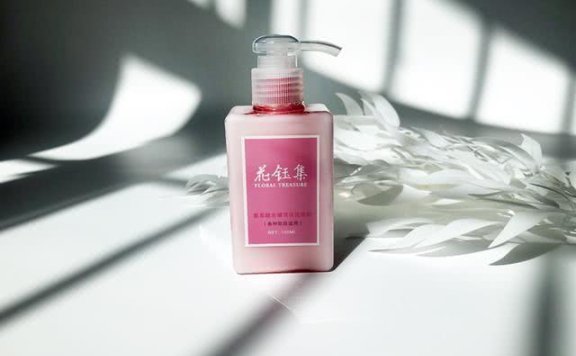 滋润补水清洁洁面乳测评:这些洗面奶干皮MM洗完也不会觉得紧绷