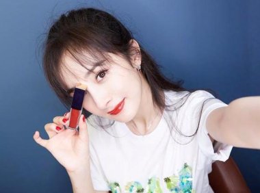 无法抵抗的诱惑，只需一次就深深被爱上，这些口红又一次让我中毒