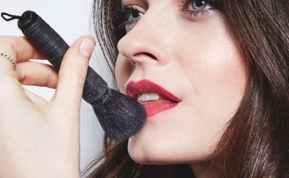 唇妆的画法有很多，你找到最适合你的了吗？