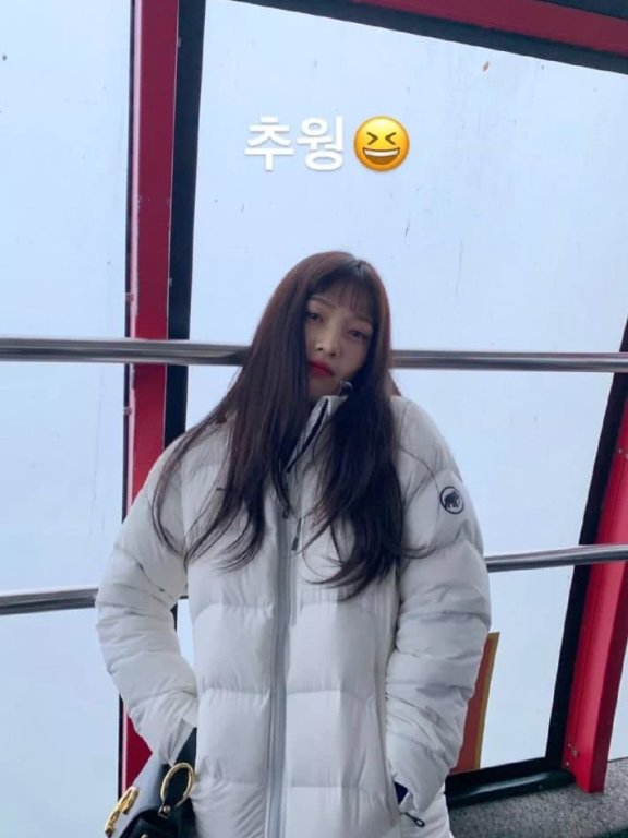 在秋季如何做个温柔有气质的小姐姐?从JOY的近期私服中找下灵感吧