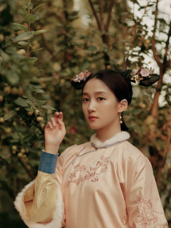 关晓彤《遇见天坛》唯美古装图片