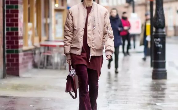 今年秋冬最火的外套是它,遮肉保暖还有个性