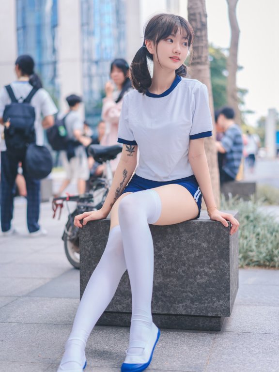 日系风格体操服纹身美女性感诱人写真图片