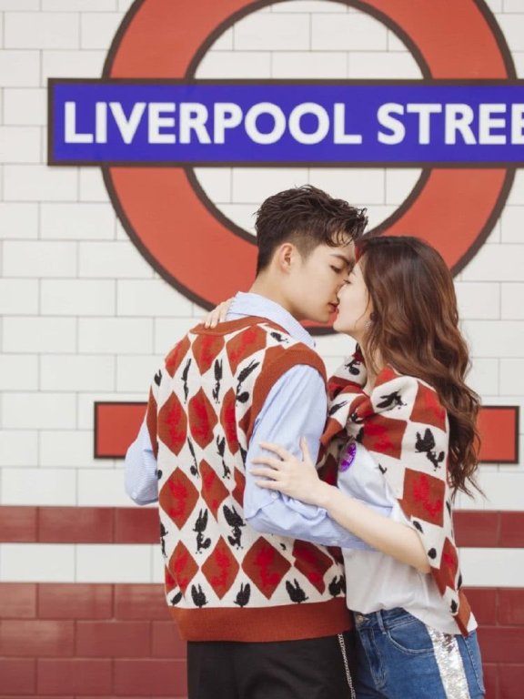 徐璐张铭恩游乐园约会,清纯与复古风任意切换,解锁情侣拍照姿势