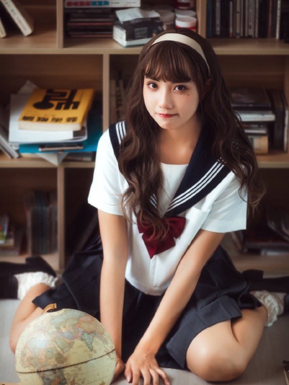 学生制服美女性感短裙写真图片
