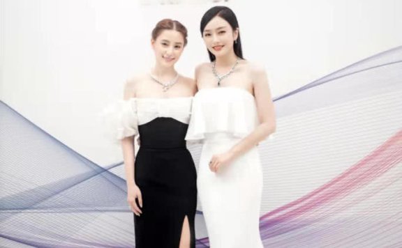赌王女儿何超莲露肩高开叉连衣裙,名媛范不输秦岚