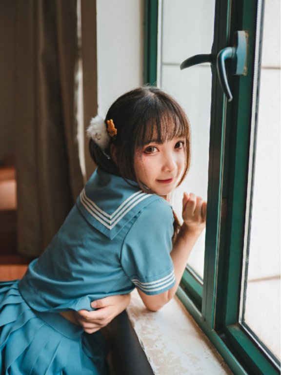 双马尾发型美女JK制服白丝美腿短裙极致诱惑写真