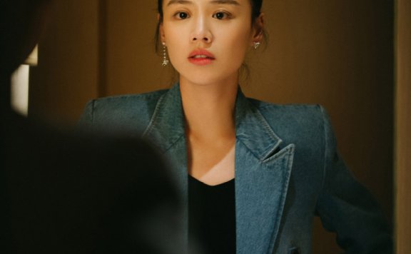 马思纯时尚干练写真图片