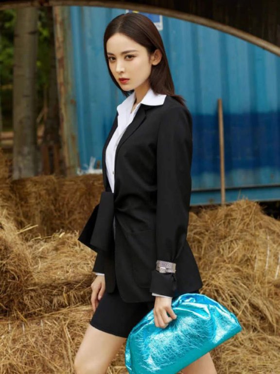 教女孩子怎么穿小西服,看完这篇穿搭指南,裤子、裙子都会搭哦